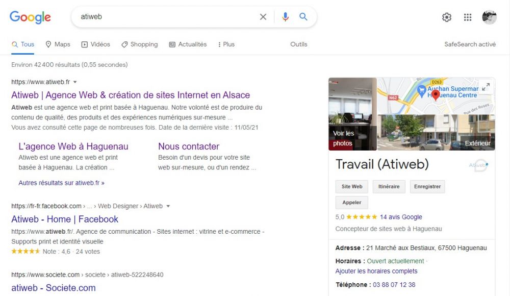 Capture d'écran des résultats de recherche et de l'affichage d'un établissement dans le pack local